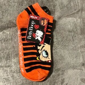 New in Package 3/$10.00 Betty Boop Halloween Ankle Socks Size 9-11